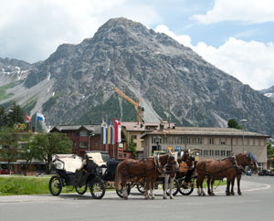 Arosa: Pferdekutschen am Bahnhof Arosa: Pferdekutschen am Bahnhof
