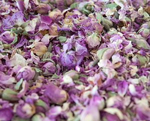 Getrocknete Rosenblüten
