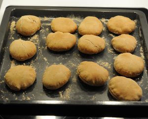 Dinkel-Gewürzbrötchen